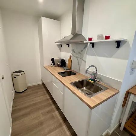 A Deux Pas Des Plages